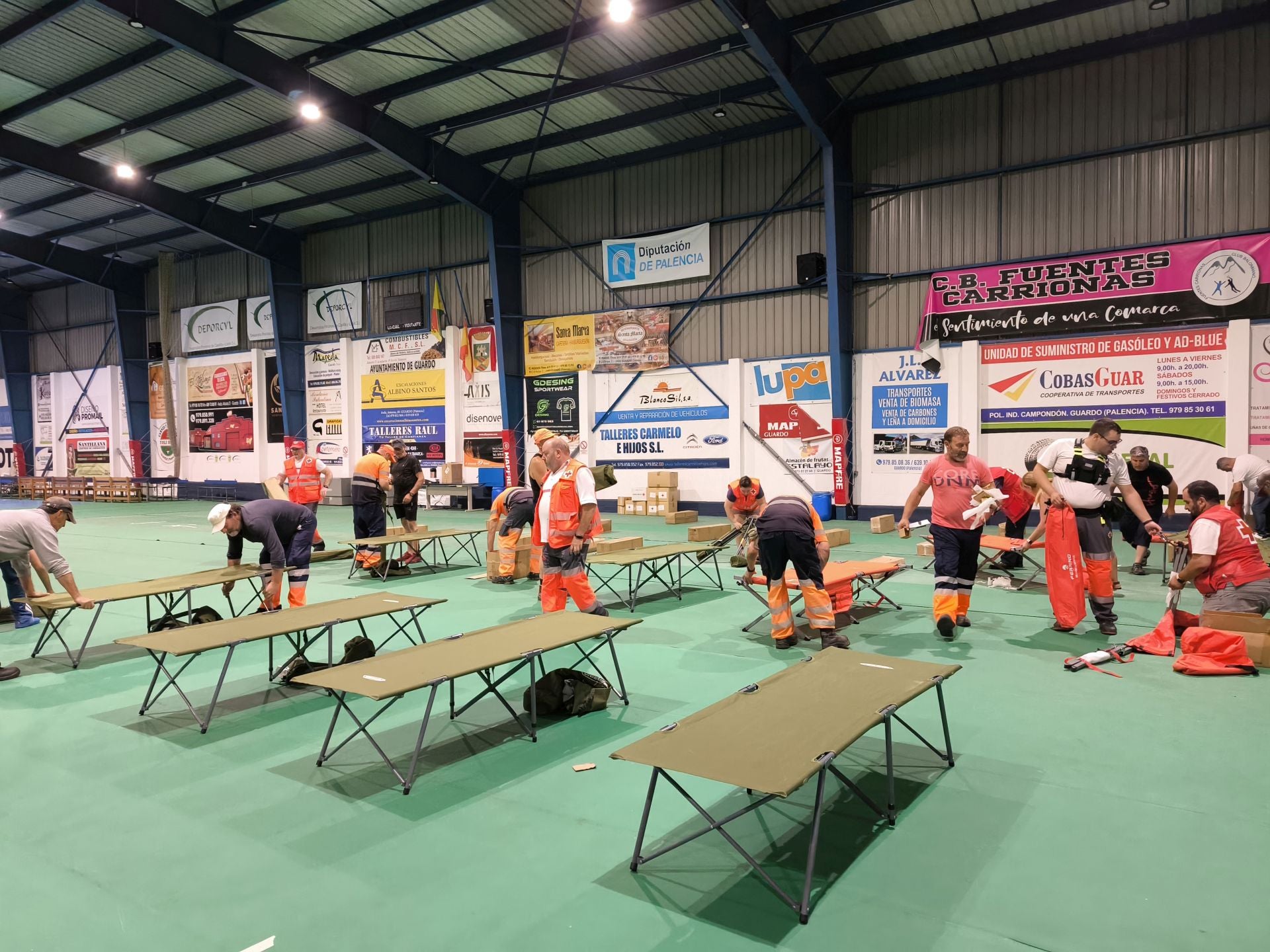 Guardo acoge a evacuados por los incendios