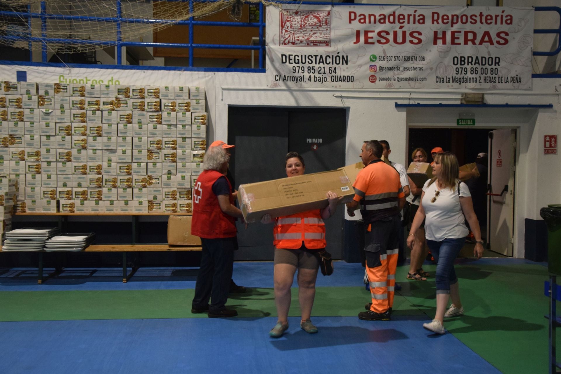 Guardo acoge a evacuados por los incendios