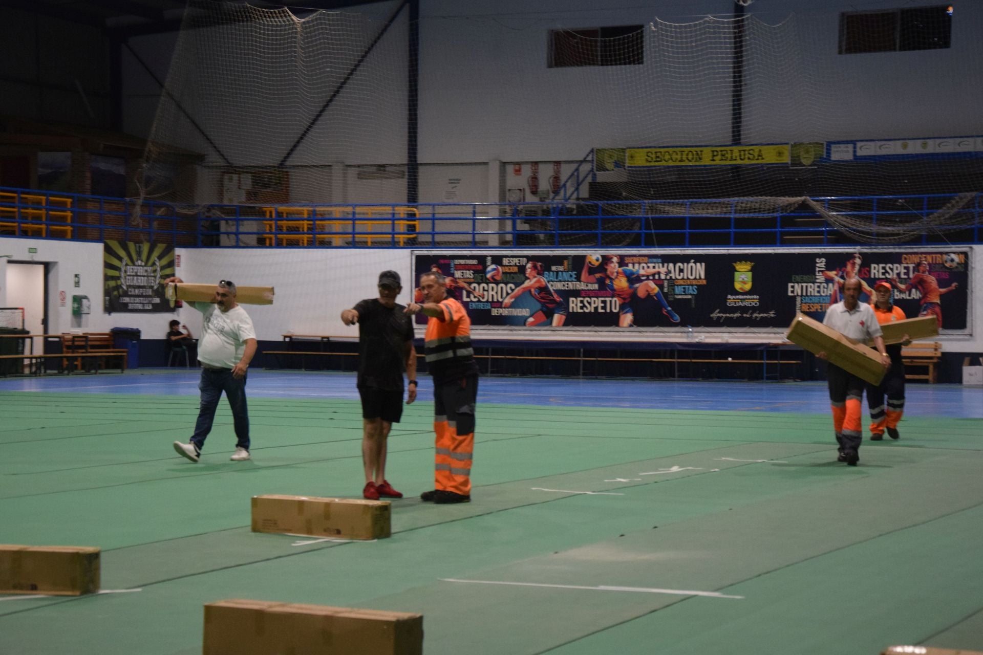 Guardo acoge a evacuados por los incendios