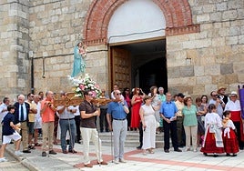 Procesión de la Virgen en Villaconancio.
