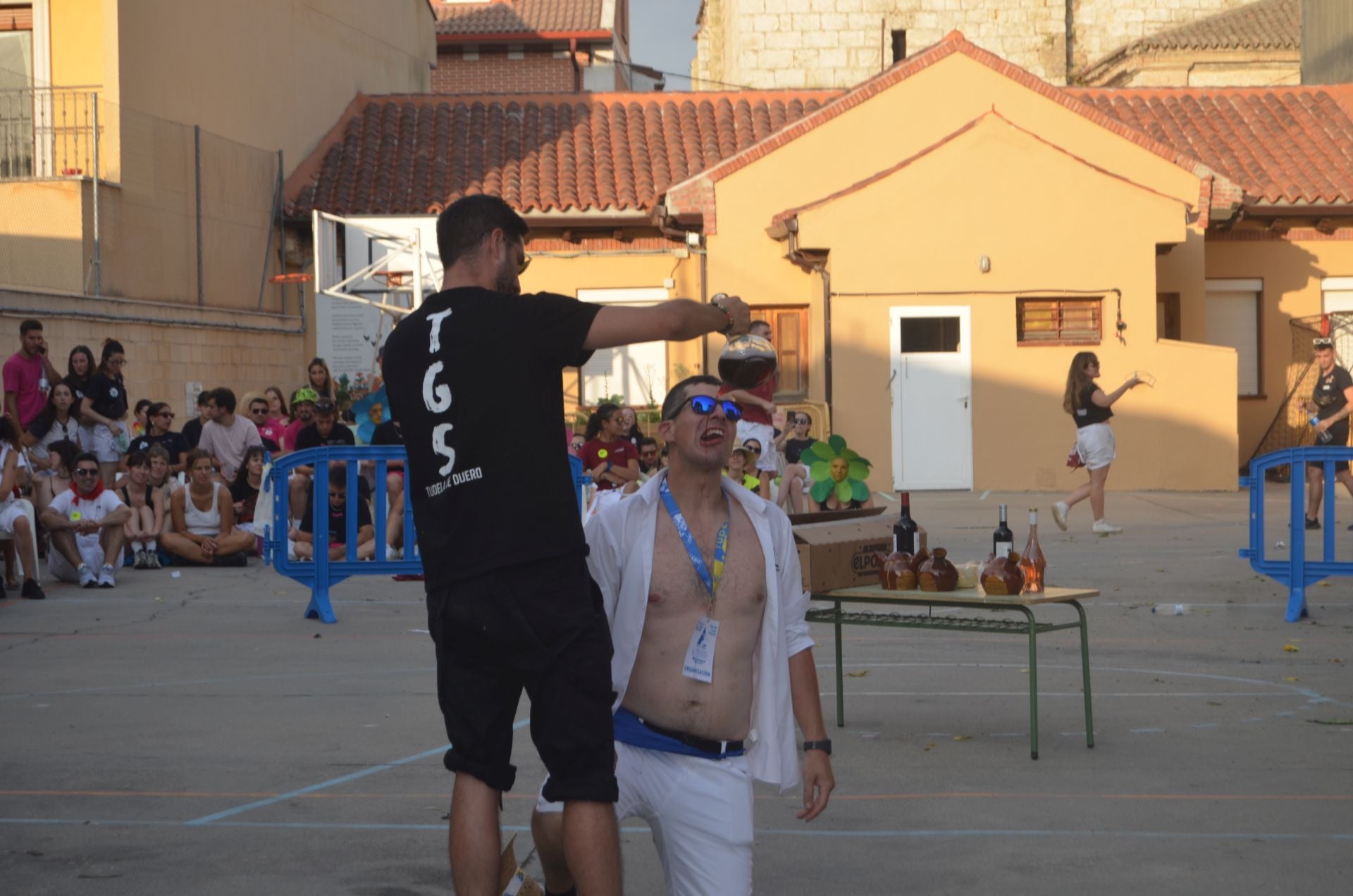 Las imágenes de la celebración de VI concurso de habilidad con el porrón de Tudela de Duero