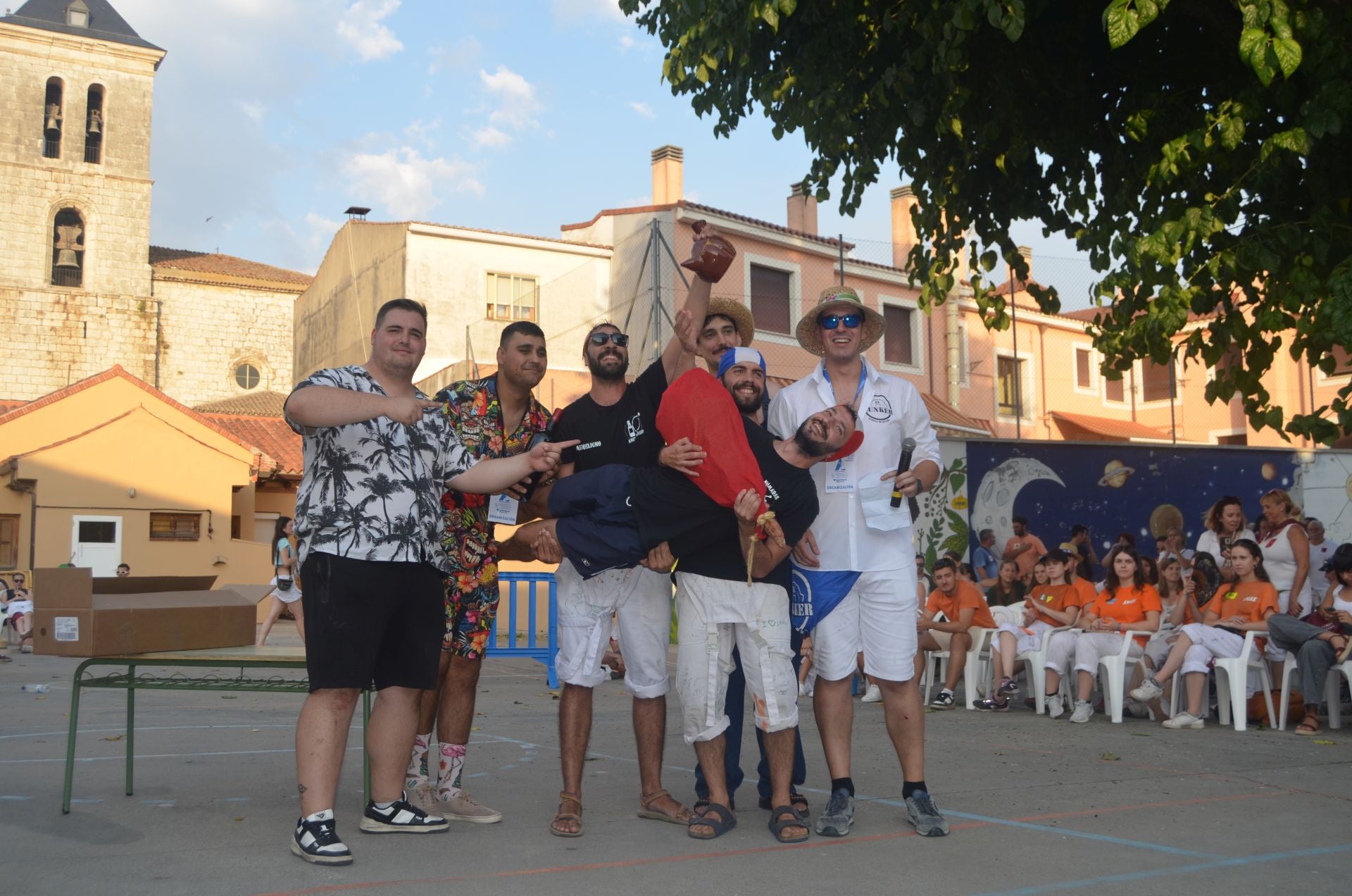 Las imágenes de la celebración de VI concurso de habilidad con el porrón de Tudela de Duero