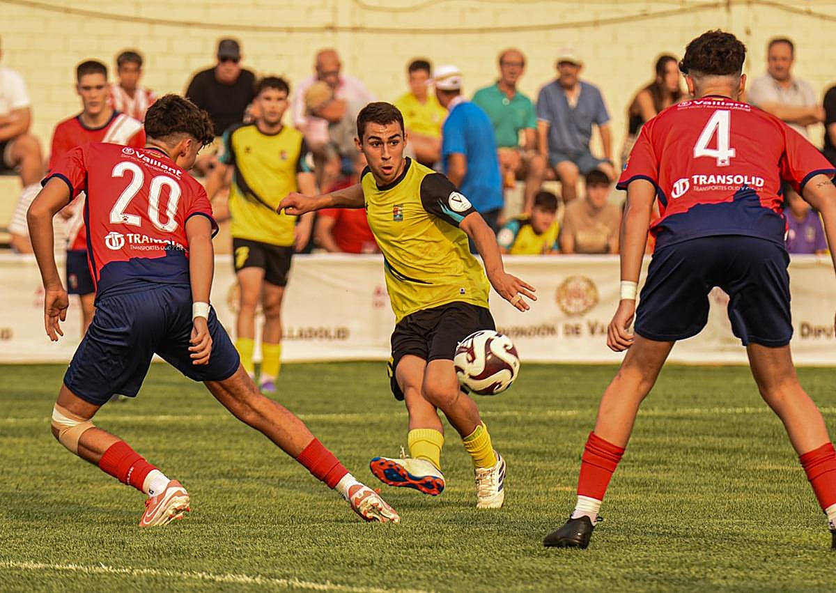 Imagen secundaria 1 - Plácida victoria del Mojados en el estreno del Trofeo Diputación