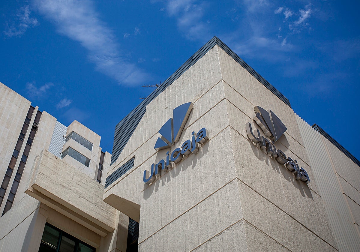 Sede central de Unicaja.