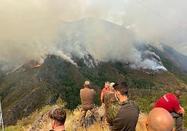 Incendio en el municipio de Oencia (León).