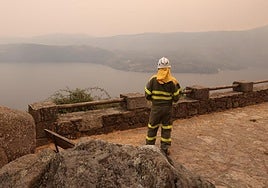 Vistas al Lago de Sanabria desde San Martín de Castañeda, este martes.
