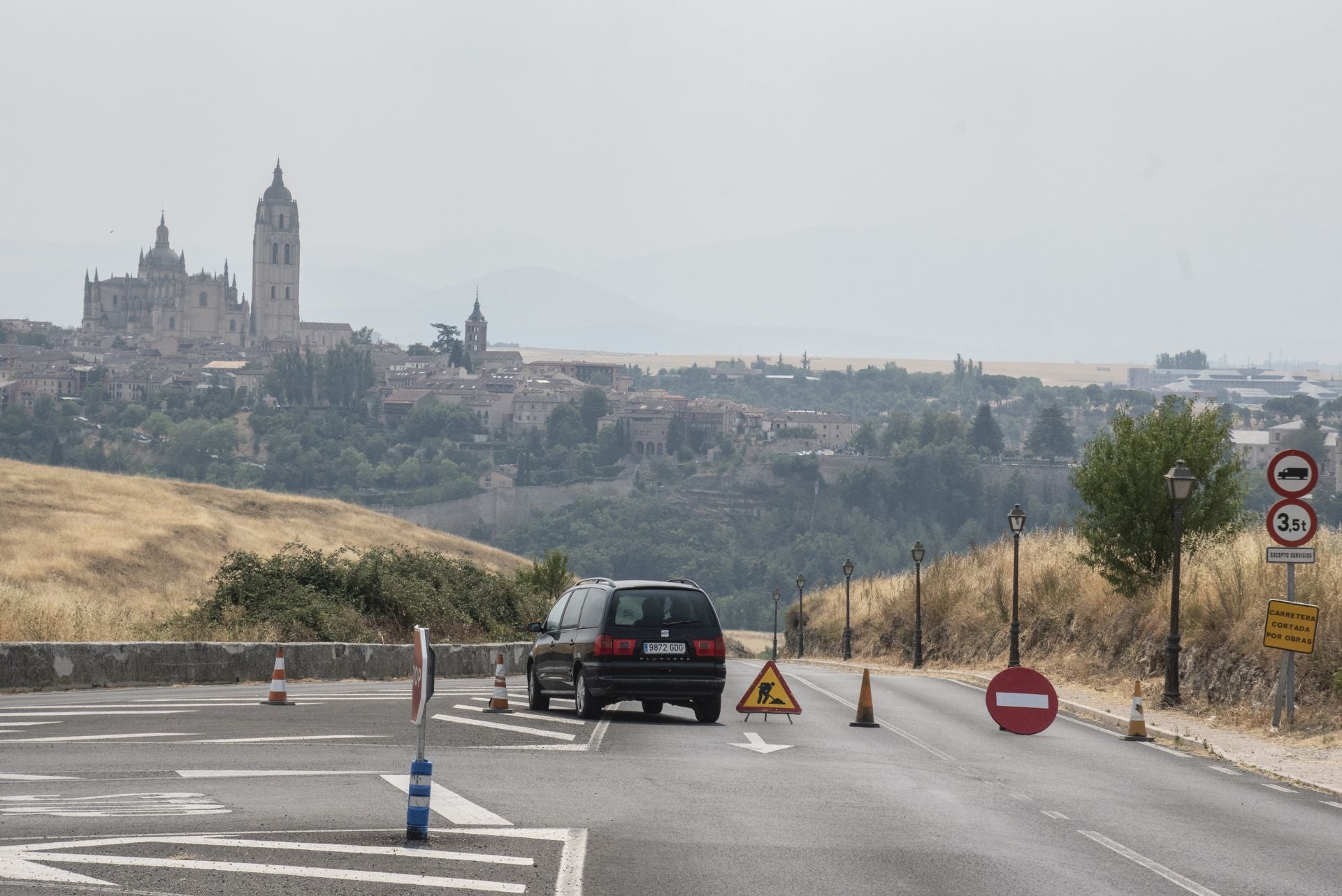Jornada de atascos y calles cortadas en Segovia