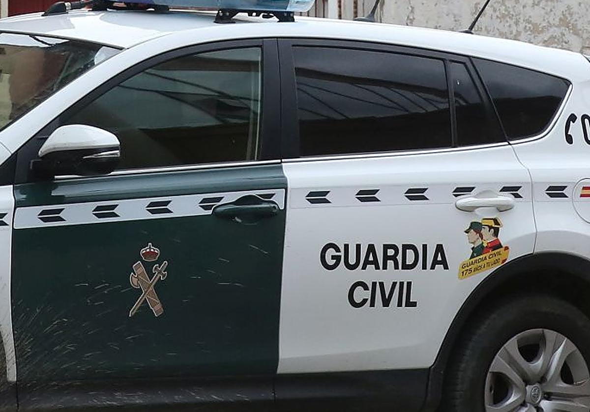 Coche de la Guardia Civil en Segovia.