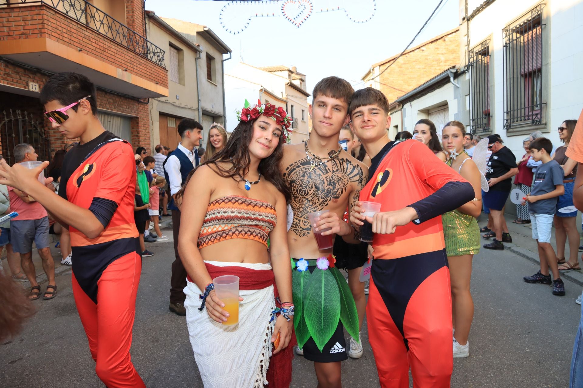 Fotografías del gran desfile de carrozas en Fuentepelayo