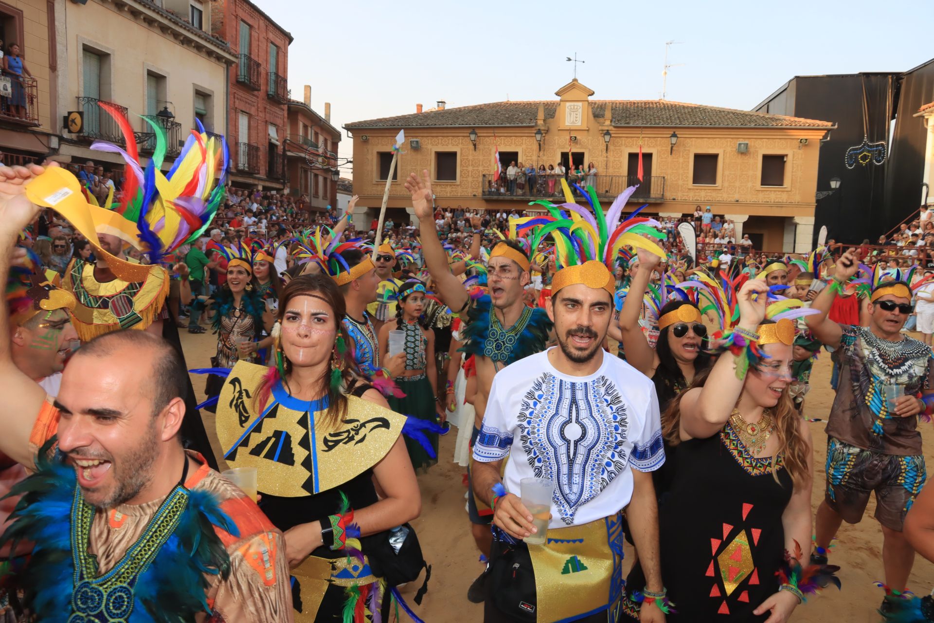 Fotografías del gran desfile de carrozas en Fuentepelayo