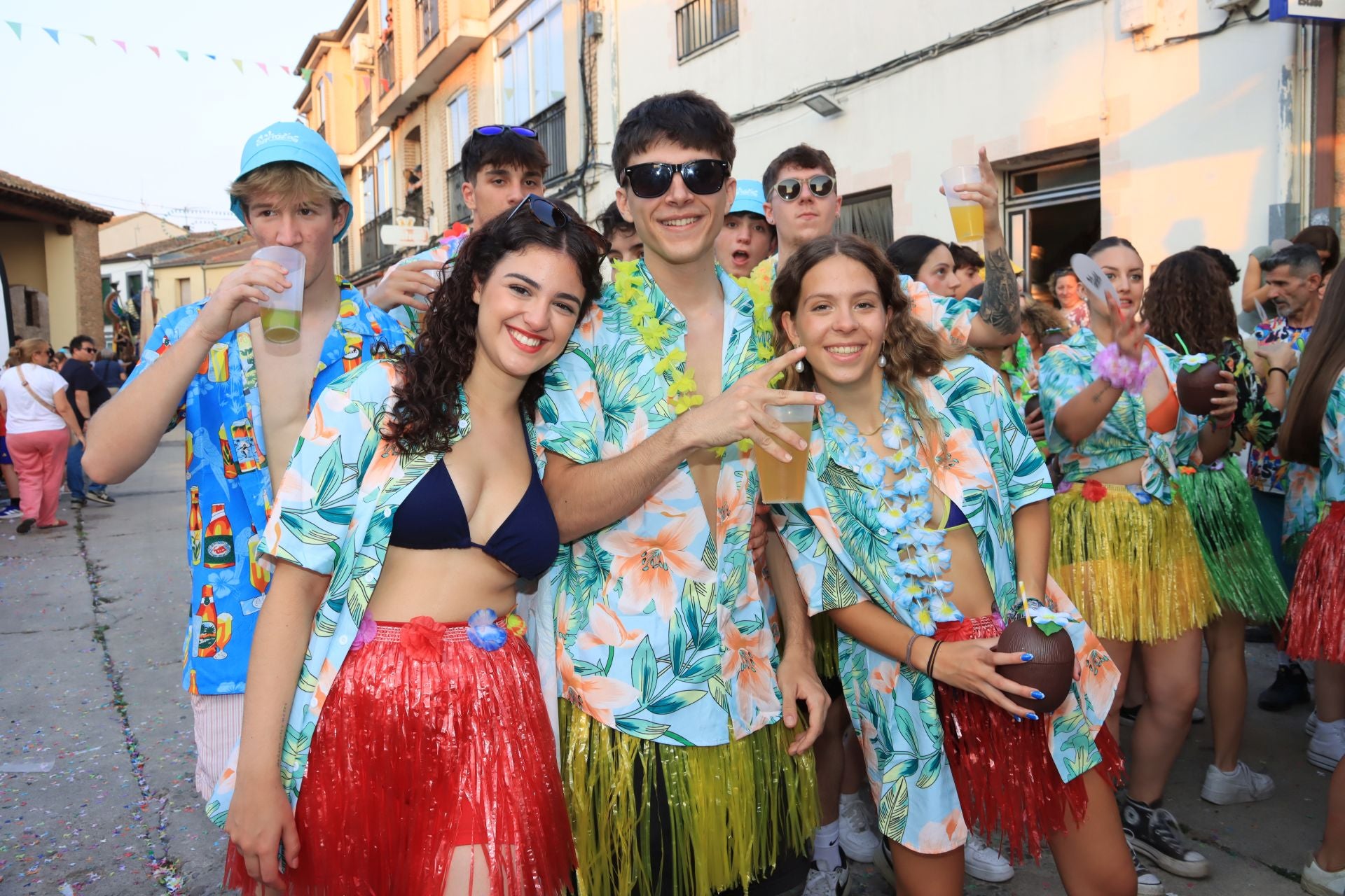 Fotografías del gran desfile de carrozas en Fuentepelayo