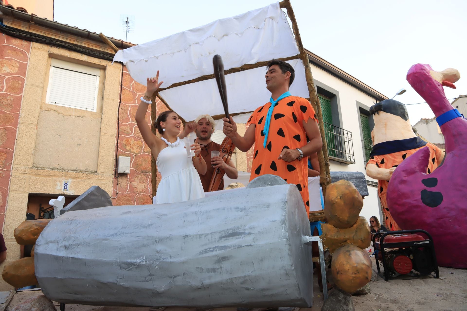 Fotografías del gran desfile de carrozas en Fuentepelayo
