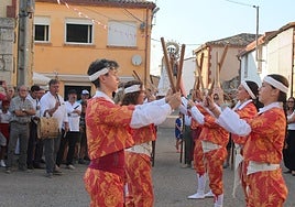 Tabanera de Cerrato danza a la Virgen de los Remedios