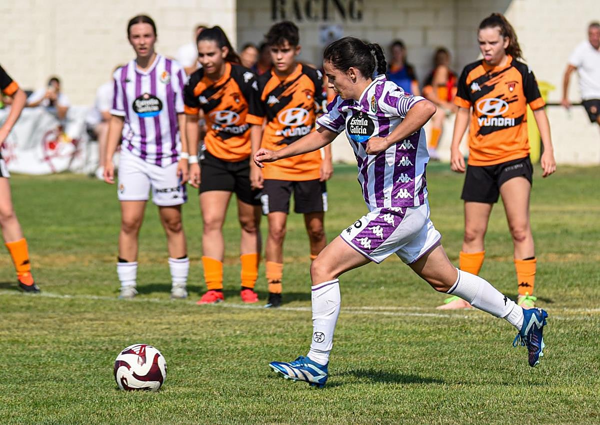 Imagen secundaria 1 - La tanda de penaltis mete en la final al Real Valladolid