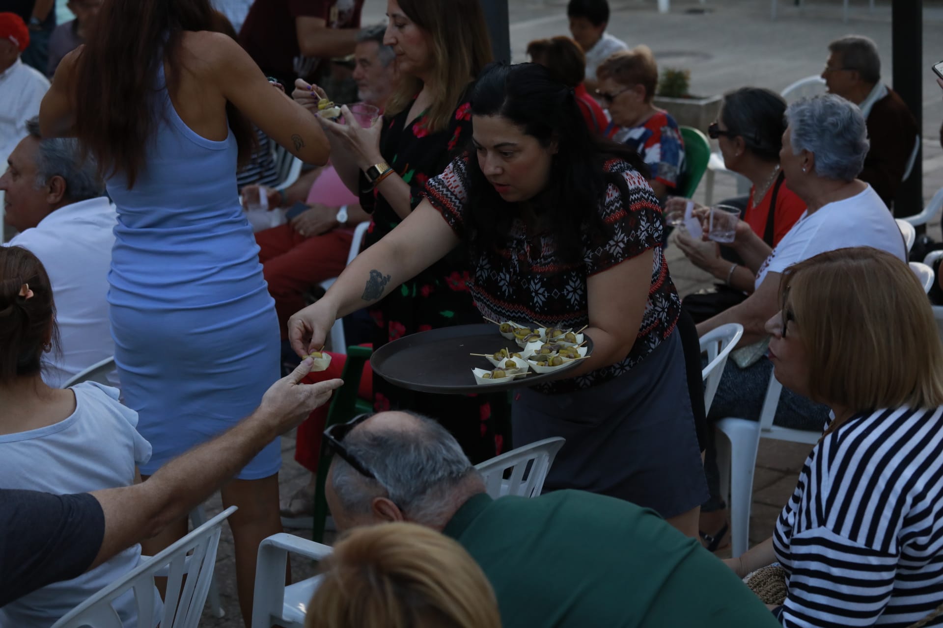Así vivió Villalán de Campos su primer día internacional de la gaseosa