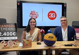 Celia García (jugadora y gerente del 3G Valladolid 3x3) y José Antonio Santiso (CEO de 3G Mobile Group) en rueda de prensa.