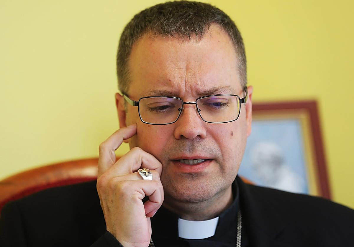 Jesús Vidal, obispo de Segovia.