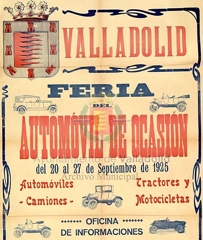 Imagen secundaria 2 - Arriba, vallisoletanos haciendo cola para comprar entradas para los toros en las ferias de 1925. Abajo, extracto de un capítulo de la novela de Sánchez Mejías publicado en El Norte de Castilla y cartel de la primera feria de vehículos de ocasión.