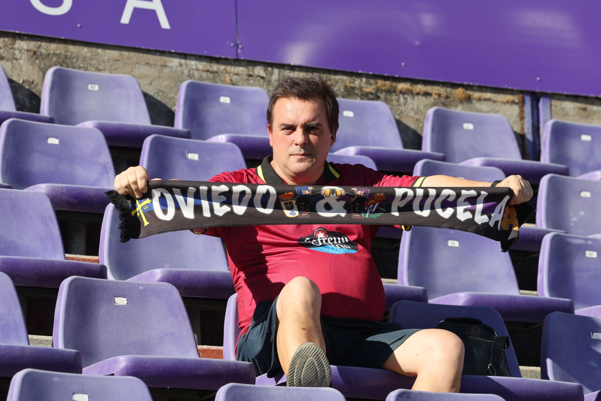 Búscate en la grada del Real Valladolid (3/4)