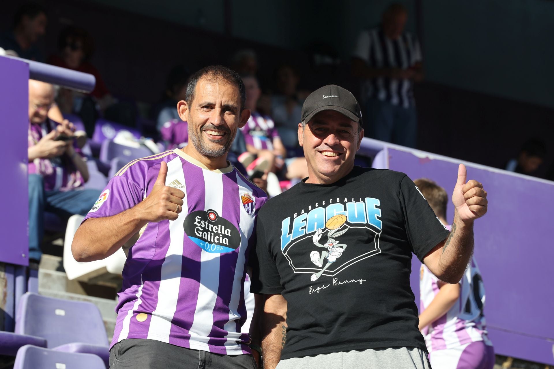 Búscate en la grada del Real Valladolid (3/4)