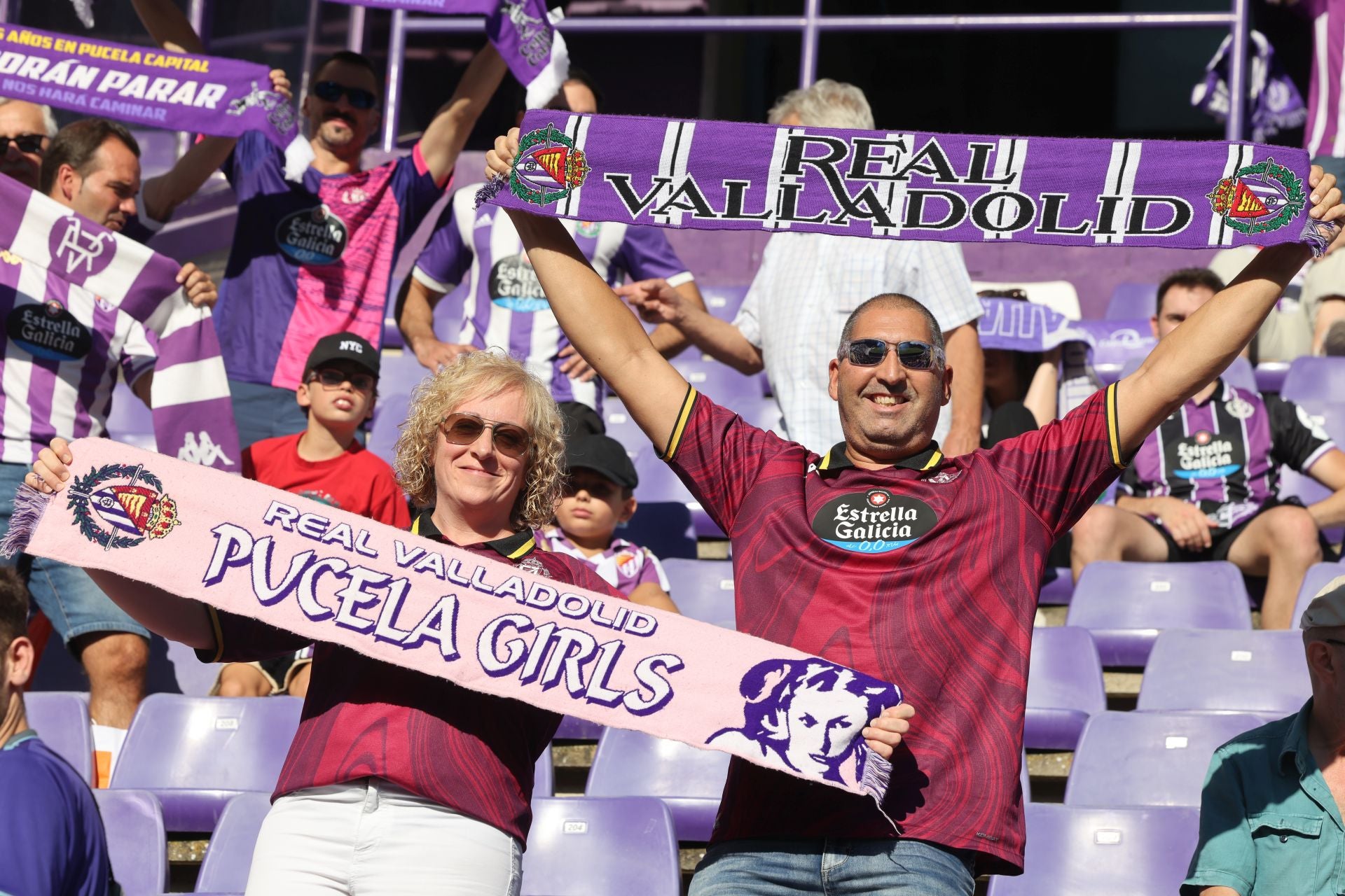 Búscate en la grada del Real Valladolid (3/4)