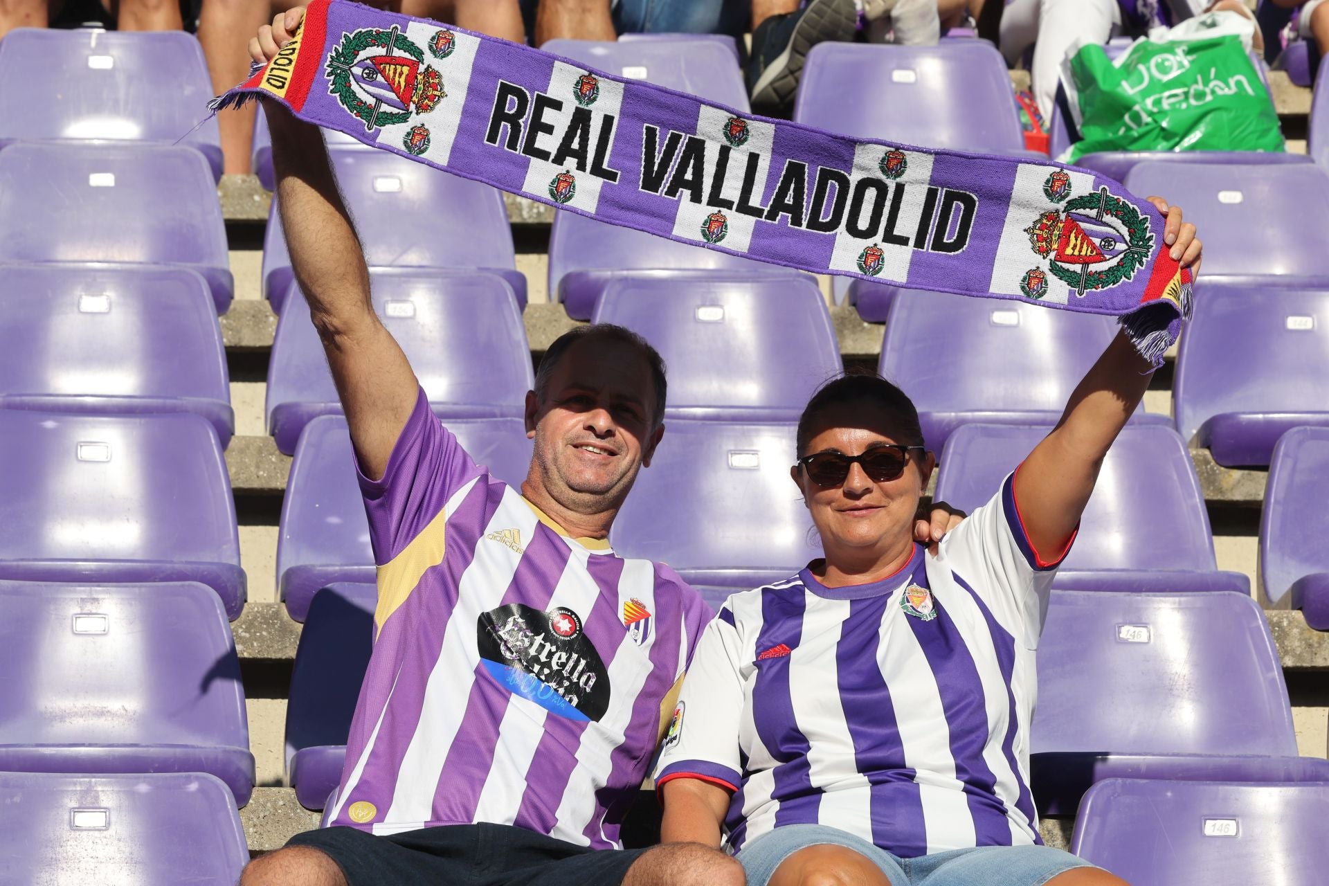 Búscate en la grada del Real Valladolid (3/4)