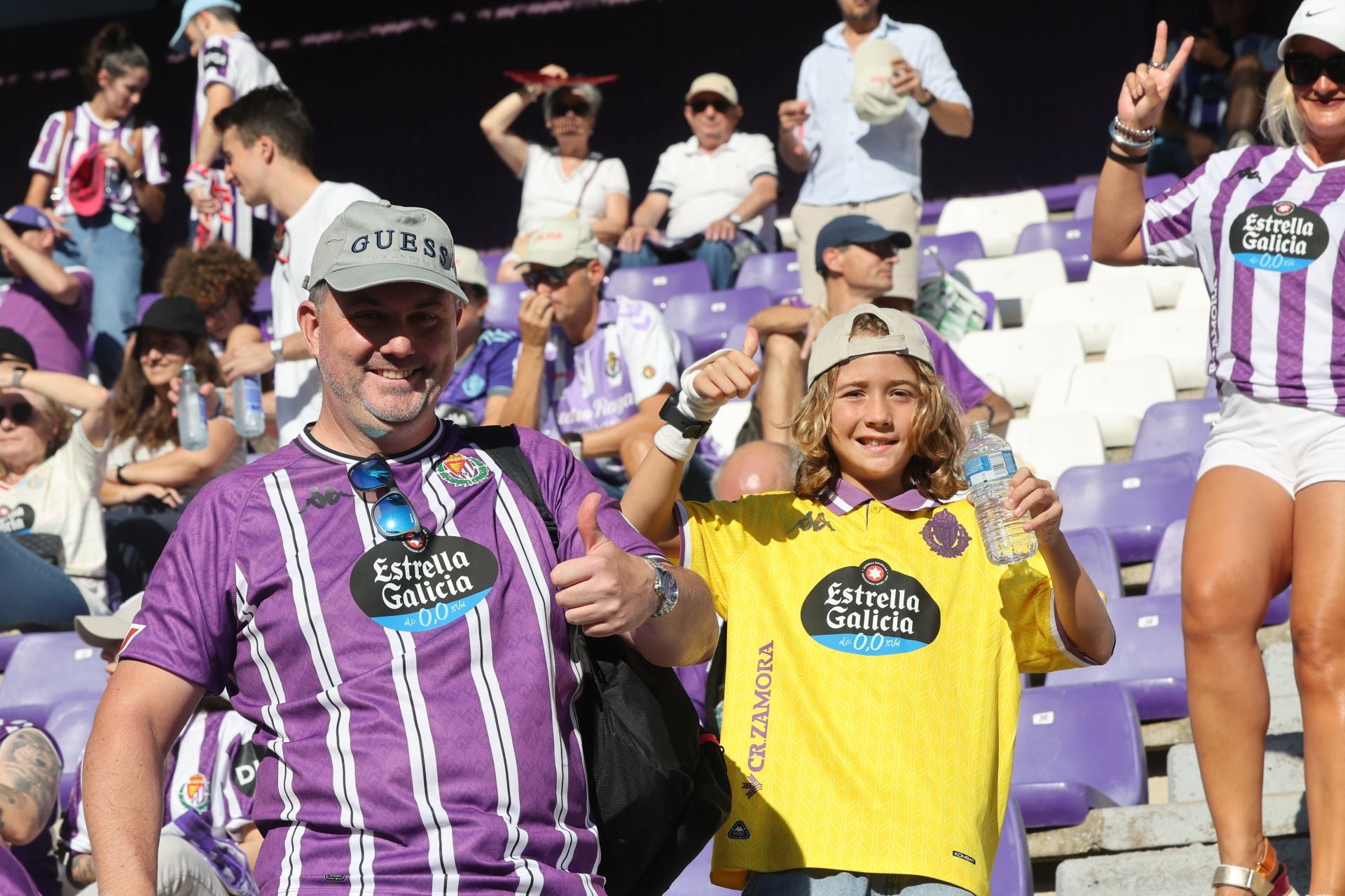 Búscate en la grada del Real Valladolid (2/4)
