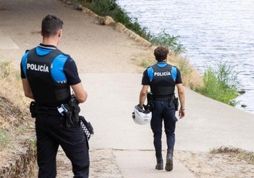 Dos policías municipales rescatan a una joven semiinconsciente del Pisuerga