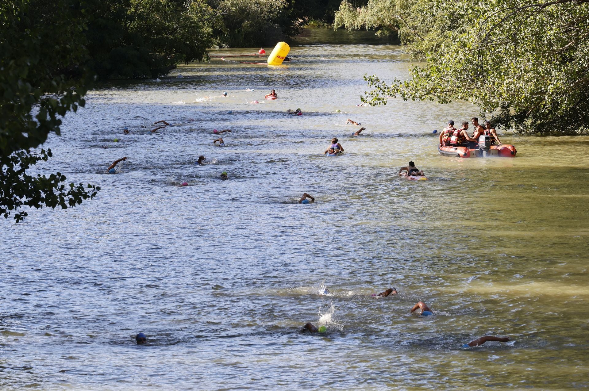 La Travesía a Nado del Carrión, en imágenes