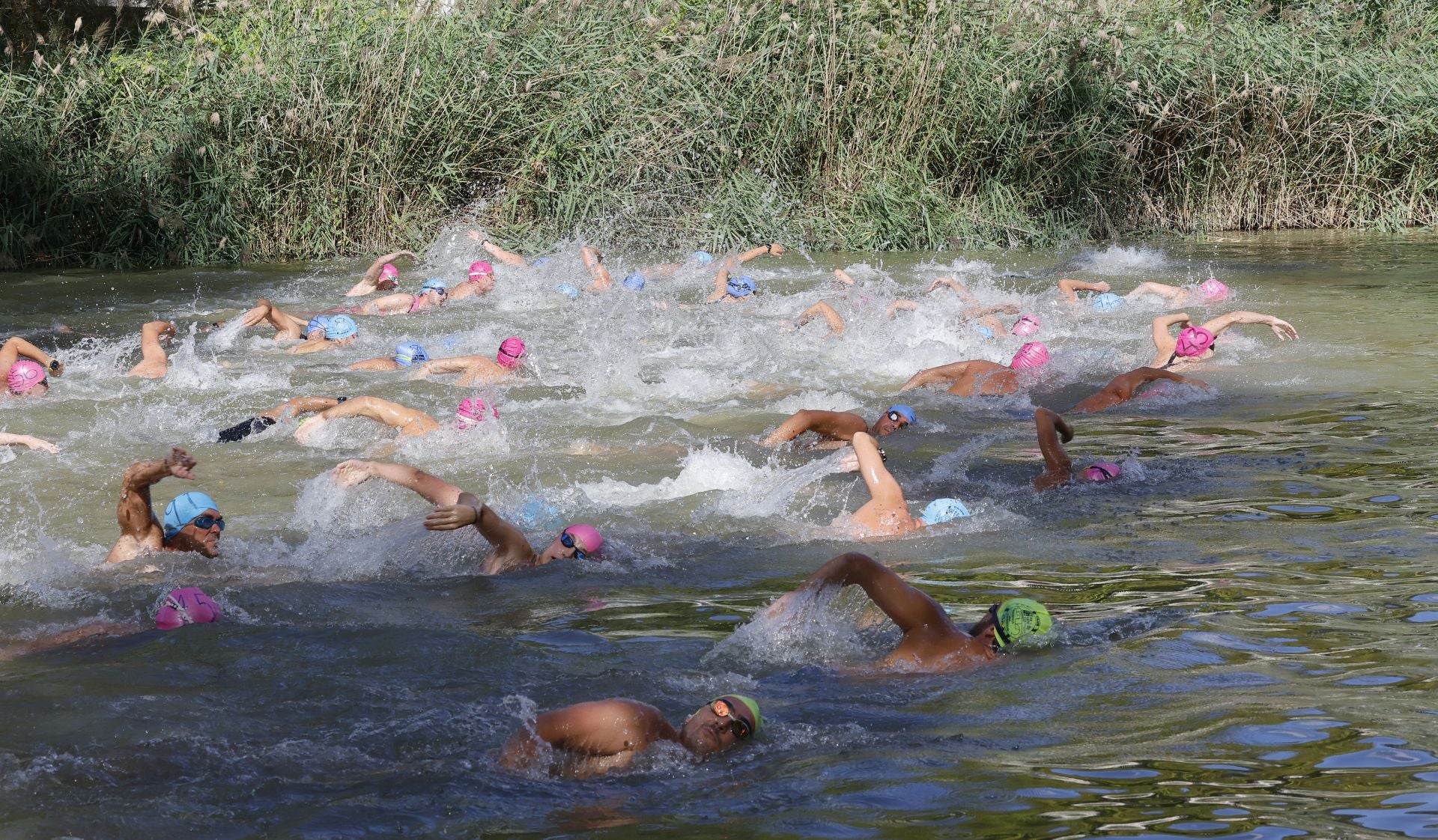 La Travesía a Nado del Carrión, en imágenes