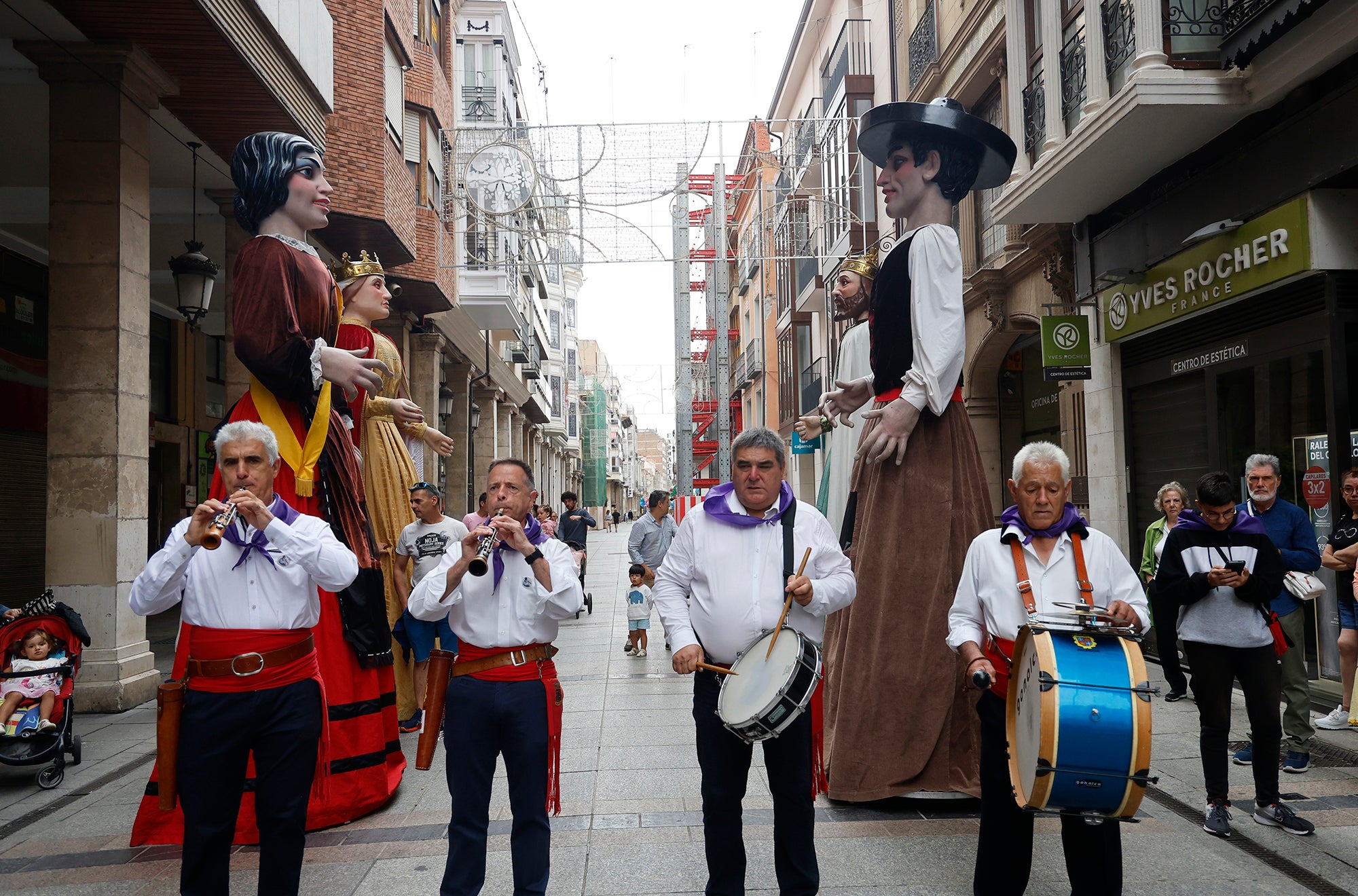 Palencia vive la fiesta en la calle