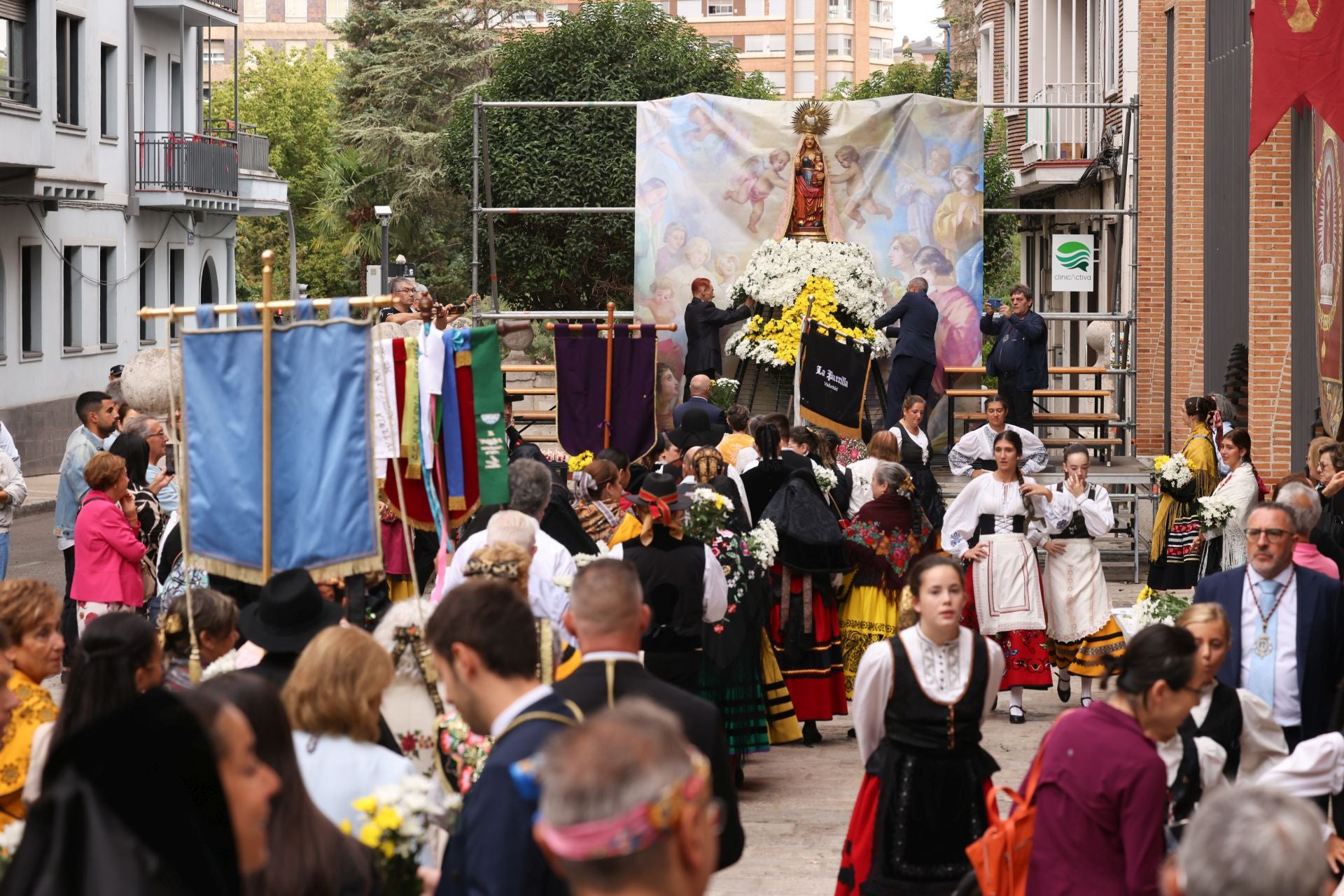 Ofrenda floral y misa en honor a la Virgen de San Lorenzo, patrona de Valladolid