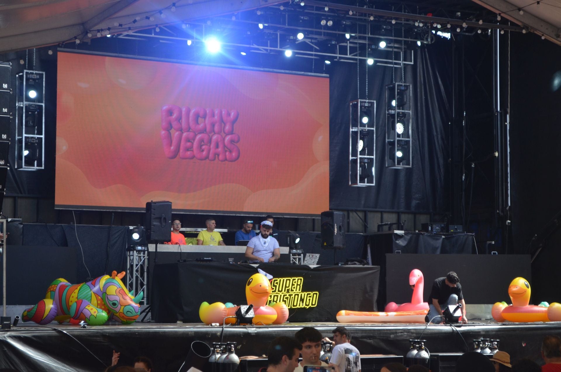 Las imágenes de la colocación de la bandera en Medina del Campo