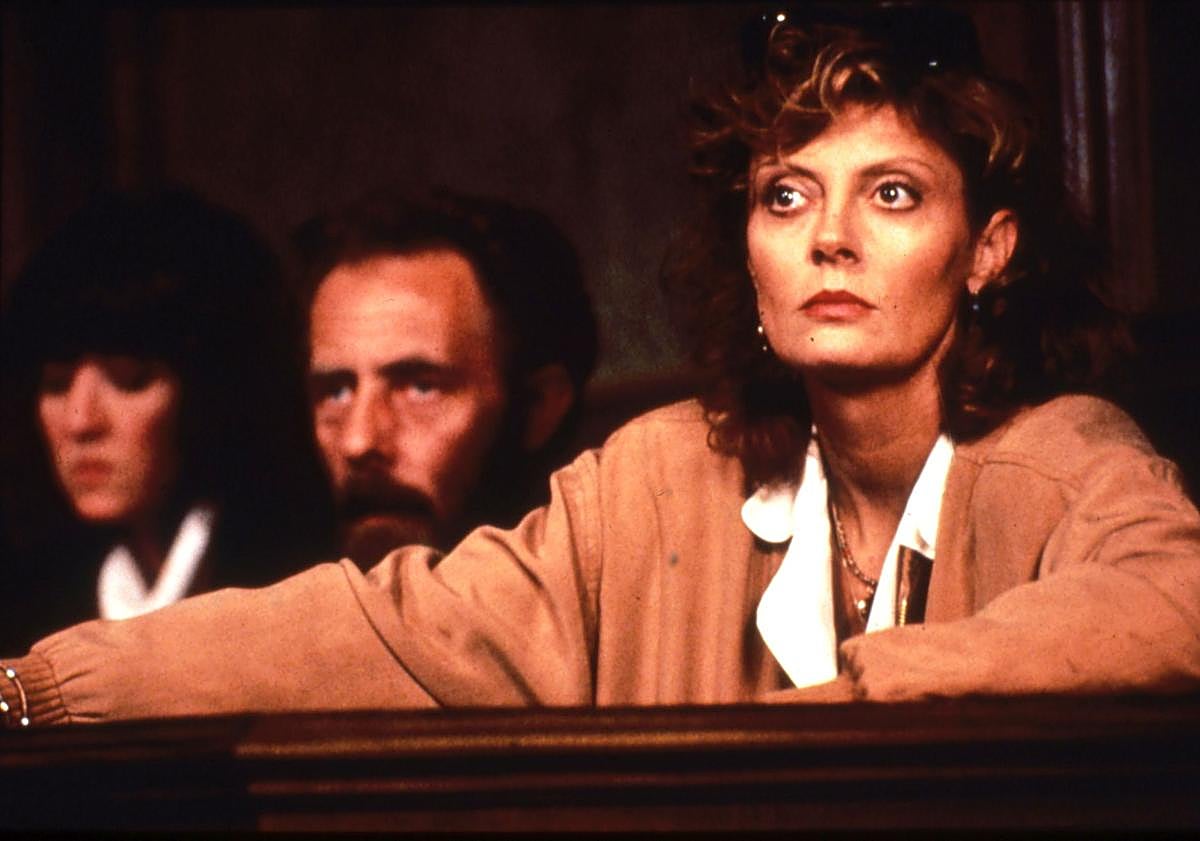 Imagen principal - Fotogramas de 'Una árida estación' (arriba), 'Lucía' y 'Yaaba' (abajo).