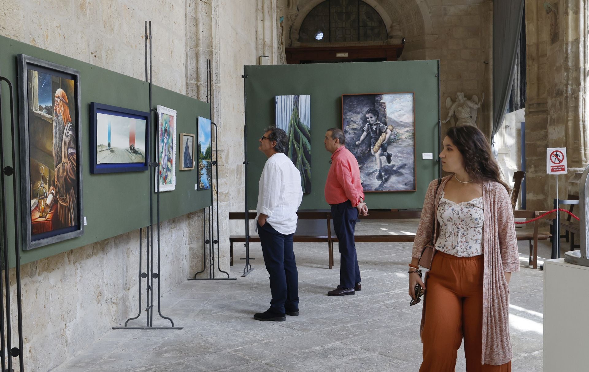 Así es la muestra &#039;Bourges&amp;Palencia 2025&#039; de Thieldon en el claustro de la Catedral