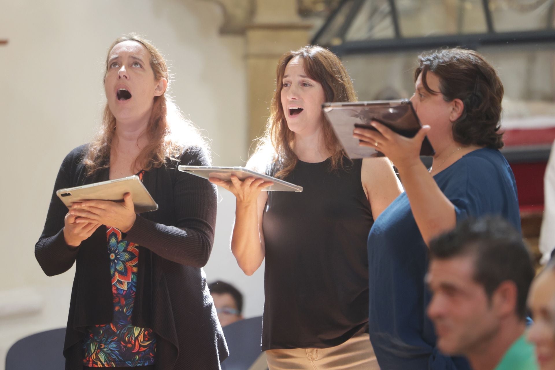 La despedida al párroco Goyo Casado, en imágenes