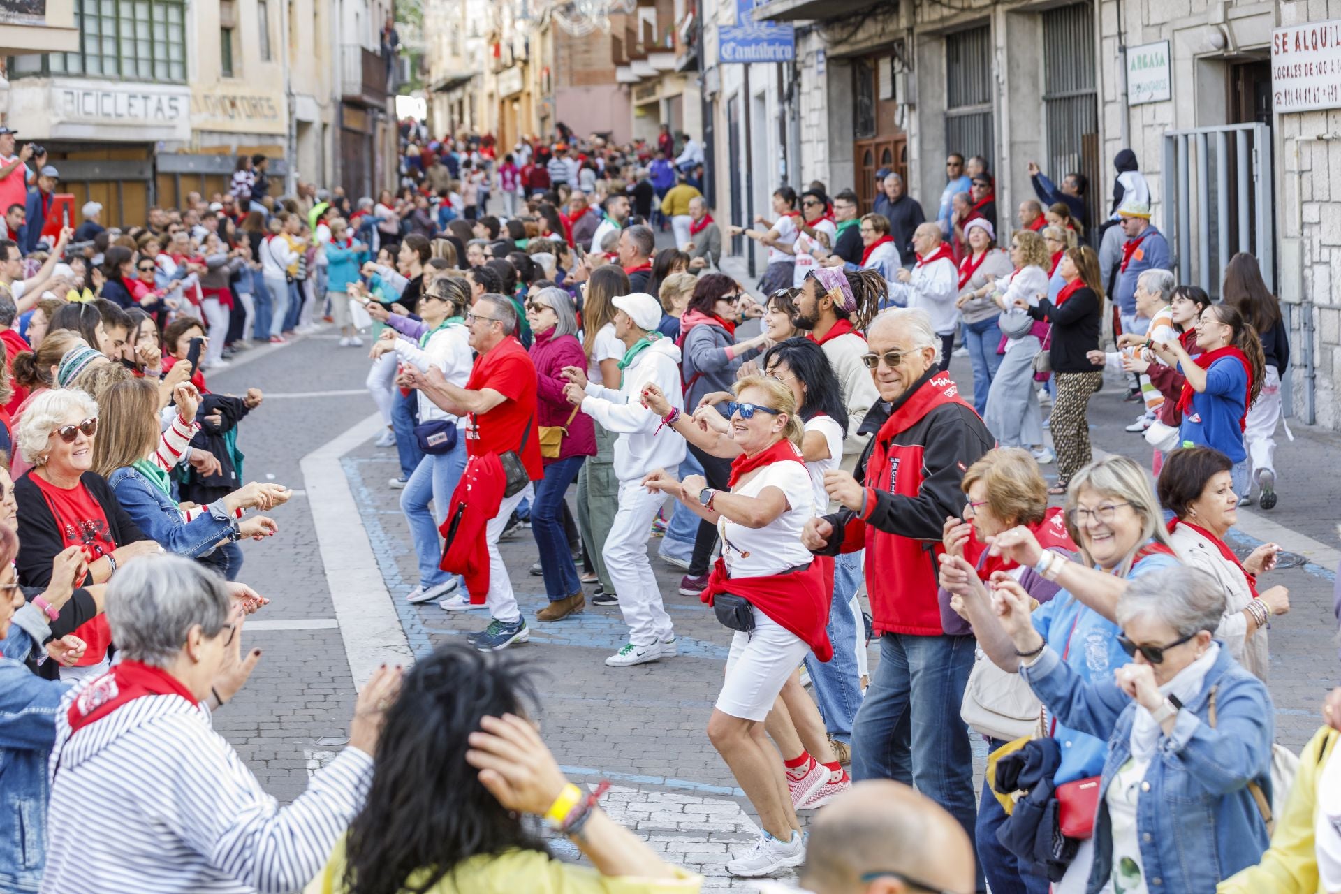 Fotos del ambiente en el tercer encierro de Cuéllar