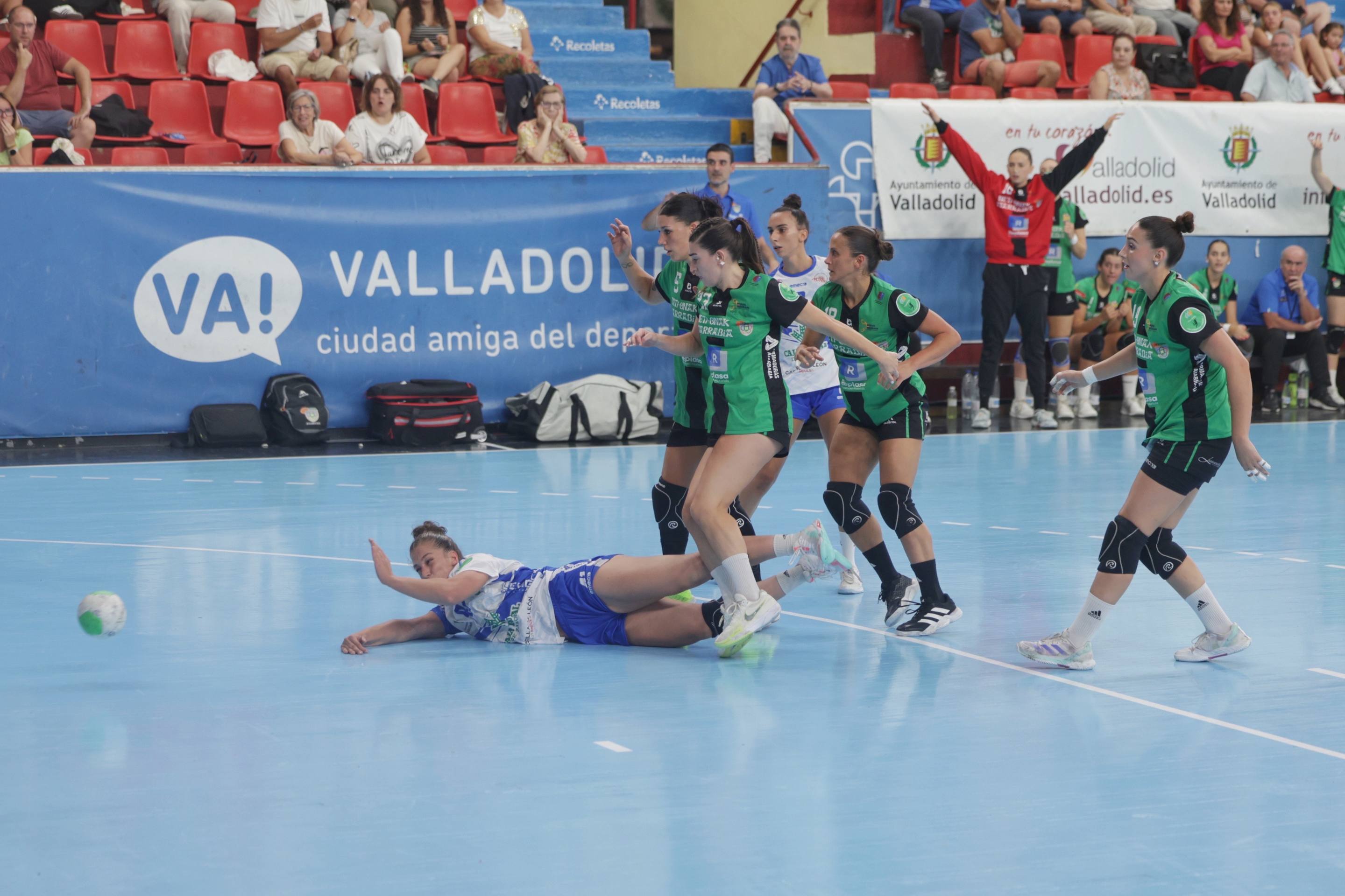 La derrota del Aula ante Beti Onak, en imágenes