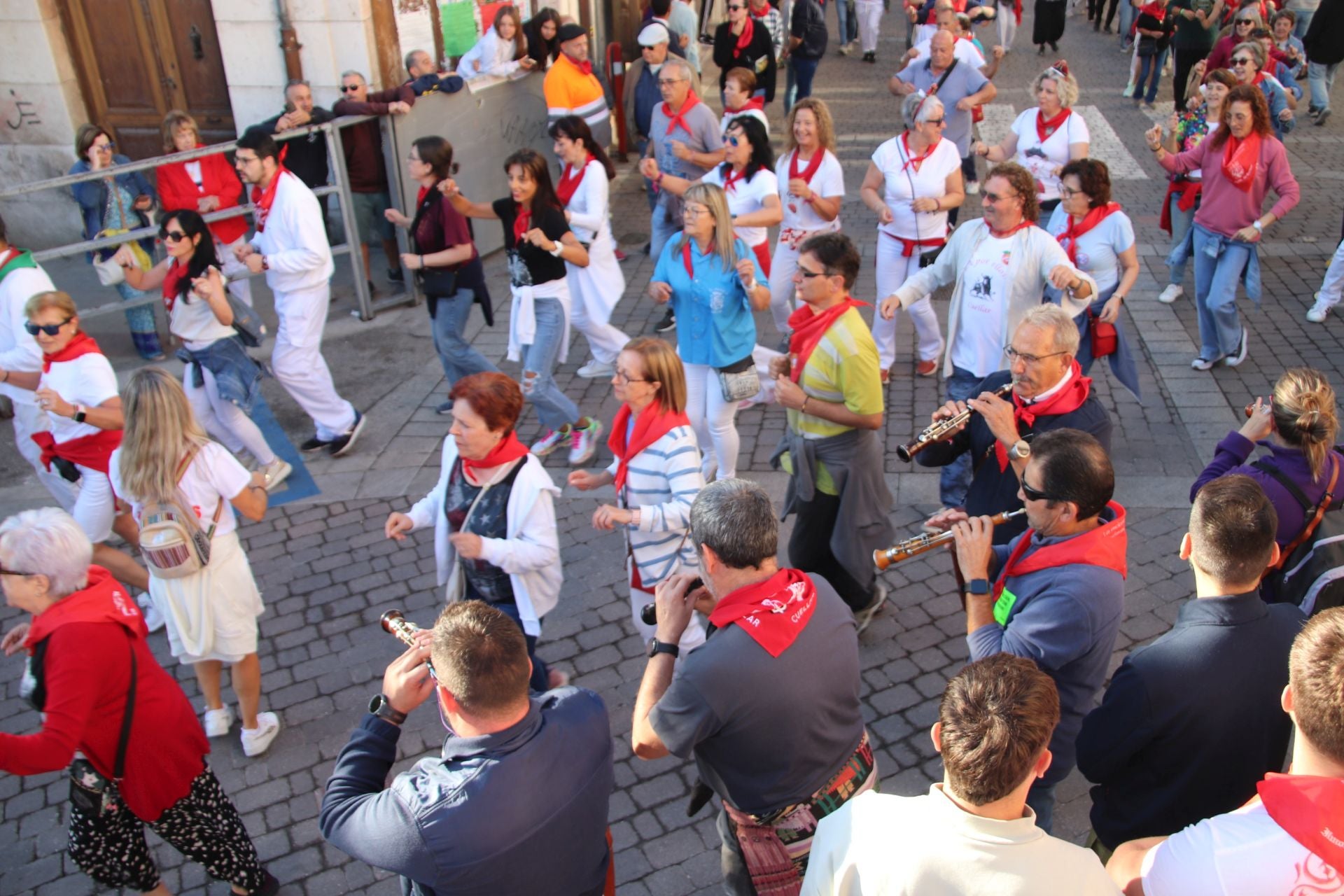 Fotos del ambiente en el cuarto encierro de Cuéllar