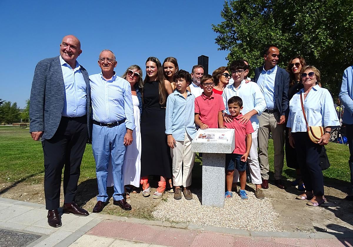 El nuevo carril bici del Camino Viejo de Simancas luce el nombre de Tomás Nistal