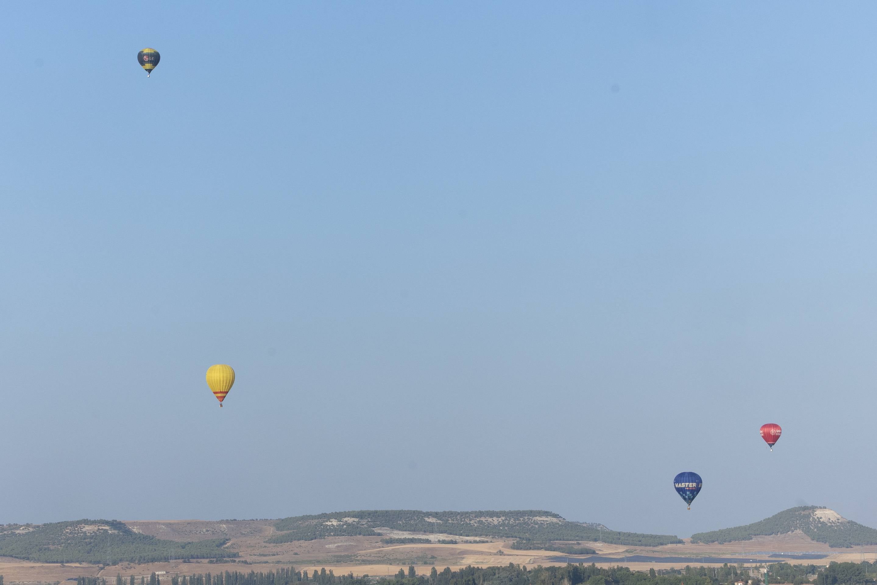Las imágenes de los globos aerostáticos en el cielo de Valladolid