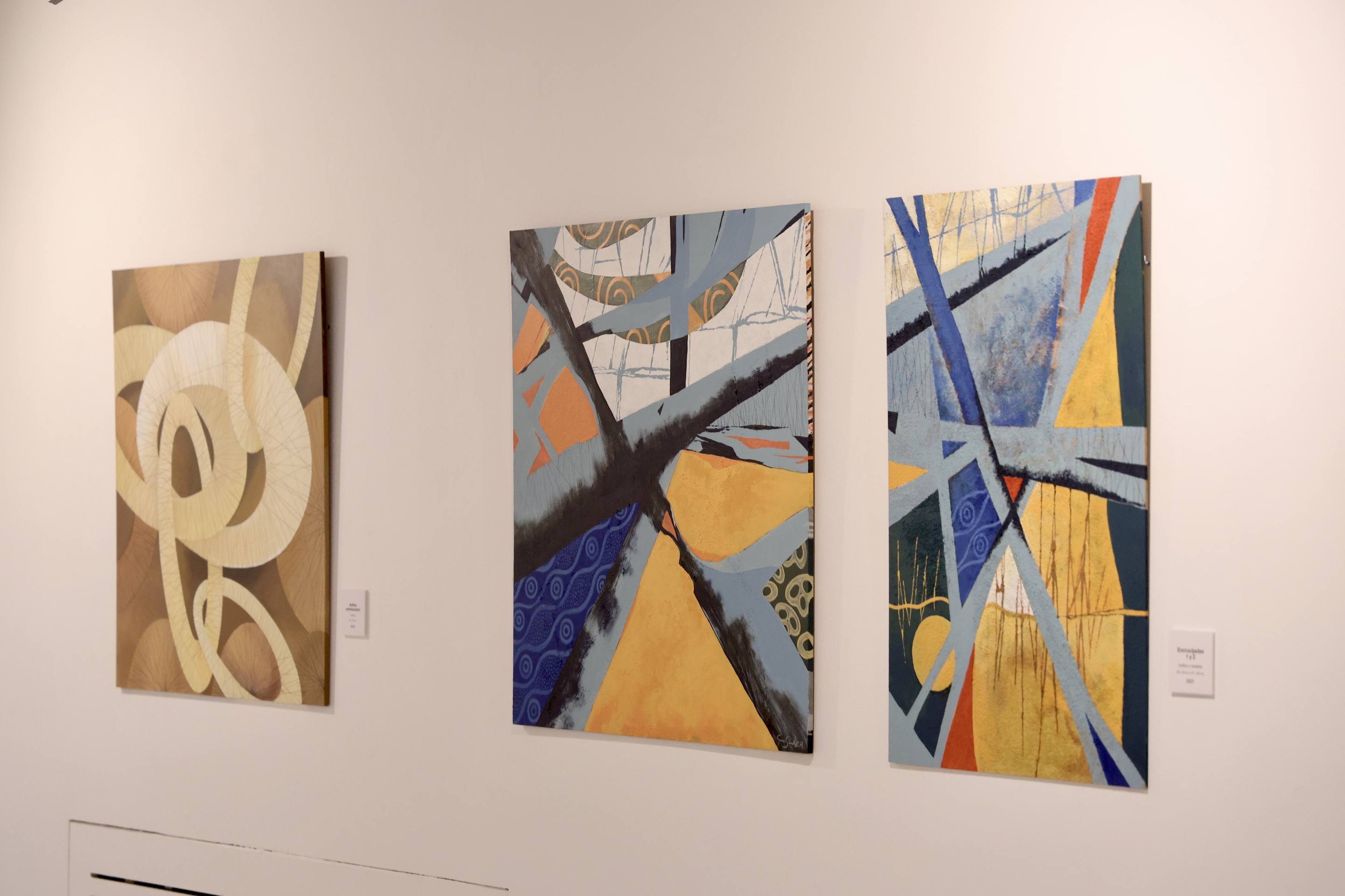 La exposición &#039;Franjas y Rayas&#039;, en imágenes