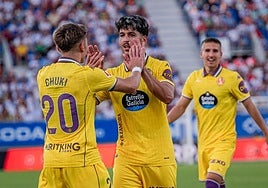 Meseguer celebra el empate con Chuki.