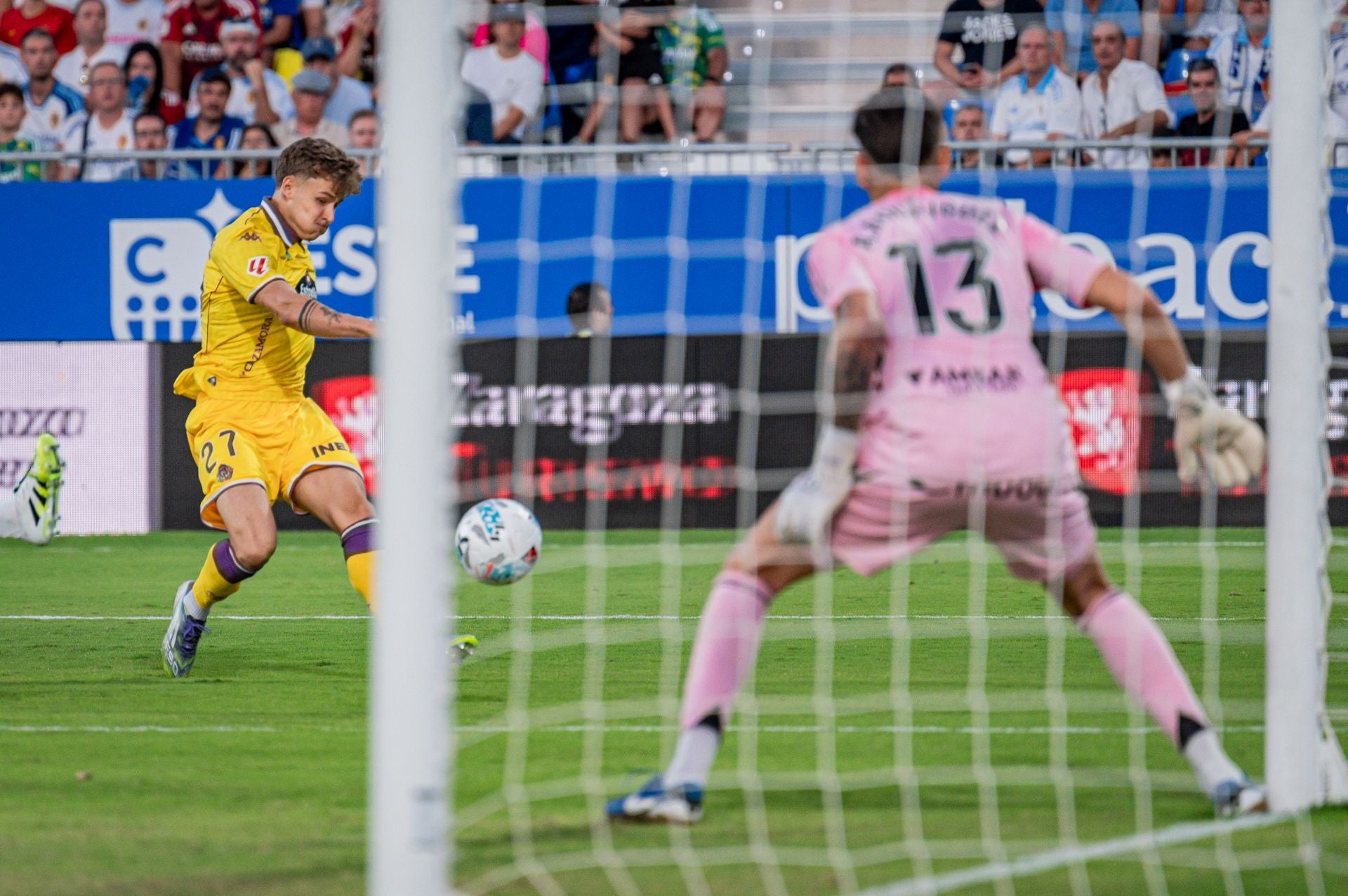 Las imágenes del partido del Real Valladolid en Zaragoza