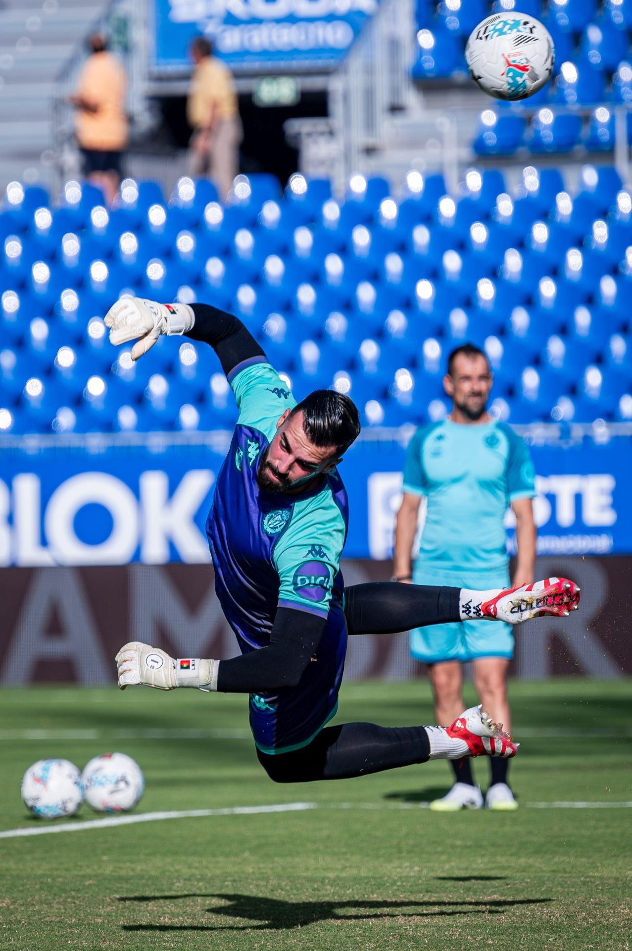 Las imágenes del partido del Real Valladolid en Zaragoza