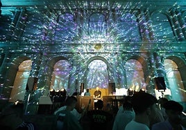 Arde' prende la mecha con Joeski como dj internacional en el interior del Museo Patio Herreriano.
