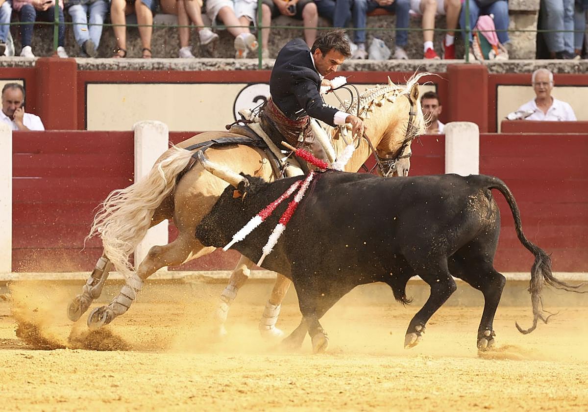 La corrida de rejones de Valladolid, en imágenes
