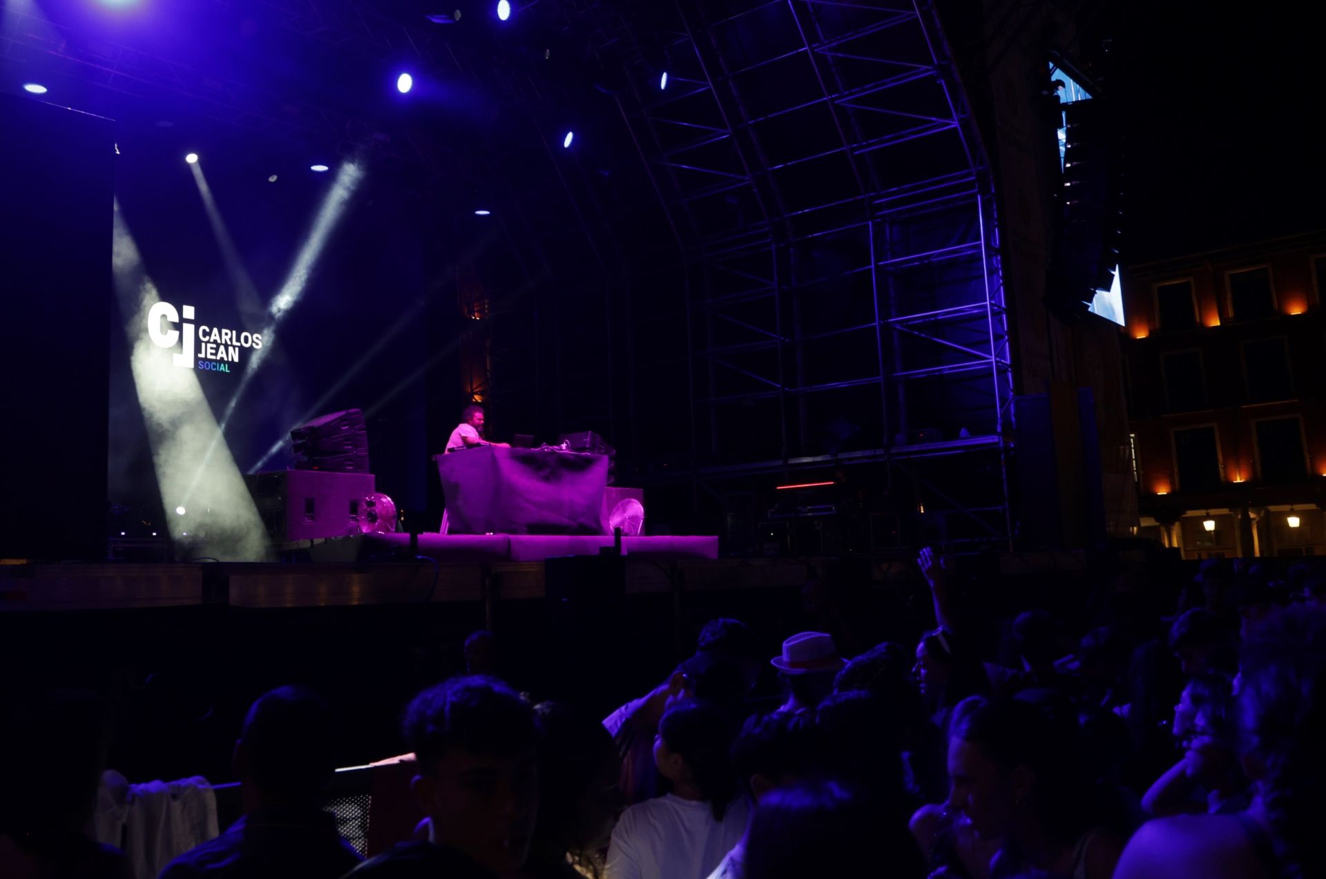 El concierto de Carlos Jean, en imágenes