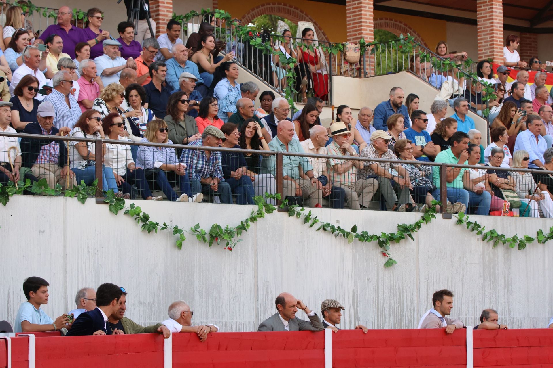 La inauguración de la plaza taurina de Alaejos, en imágenes
