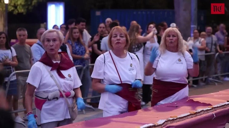 El centro de Valladolid se llena de tartas para batir récord